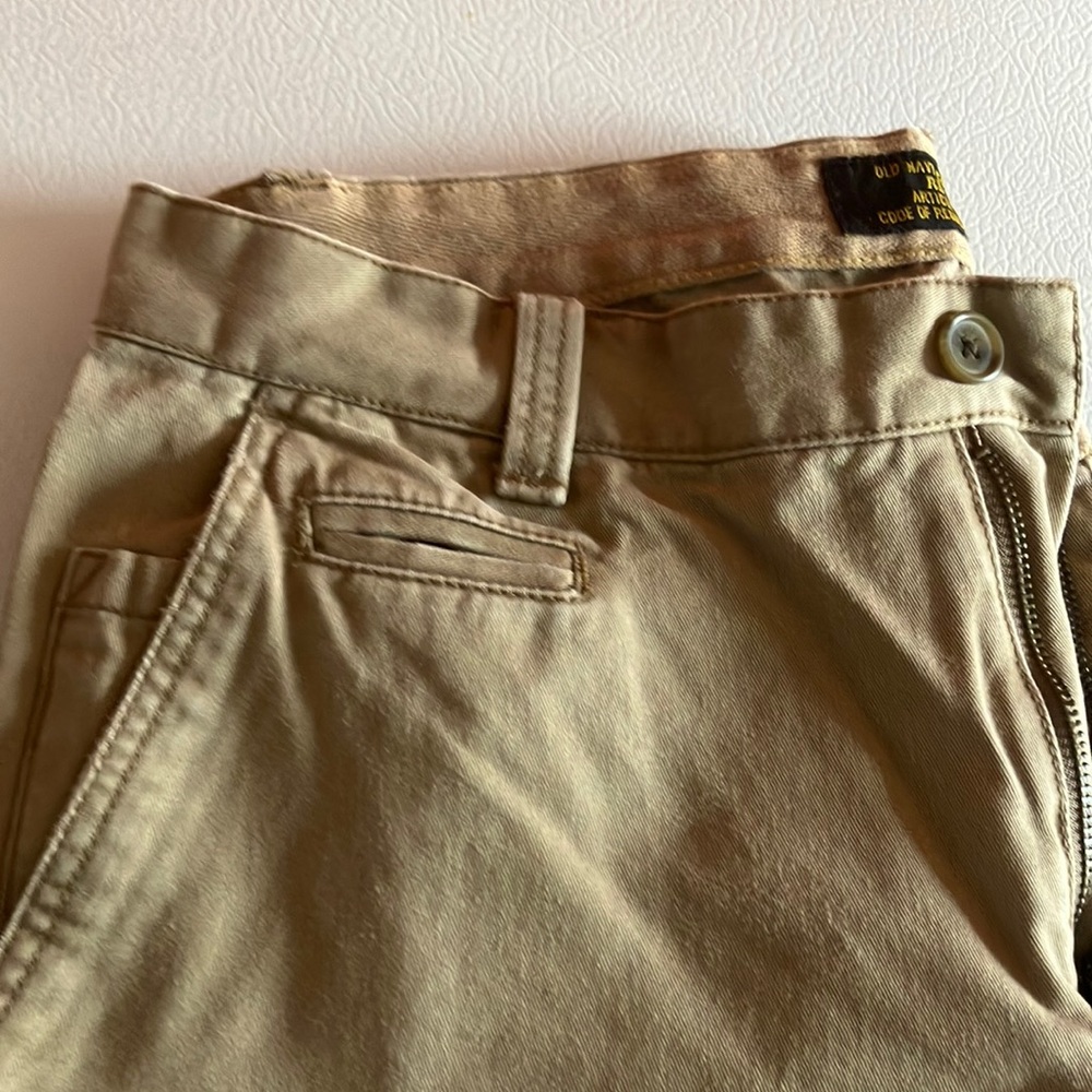 Old Navy Tan Chinos Versatile Cotton Blend
